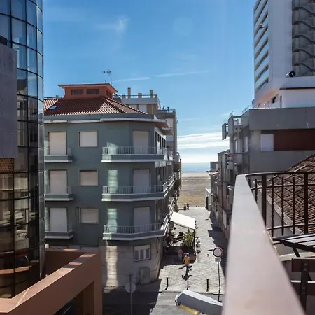 Luxury Picadeiro Iii By Rent4all