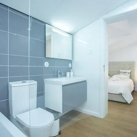 Apartment Luxury Picadeiro Iii By Rent4all Figueira da Foz