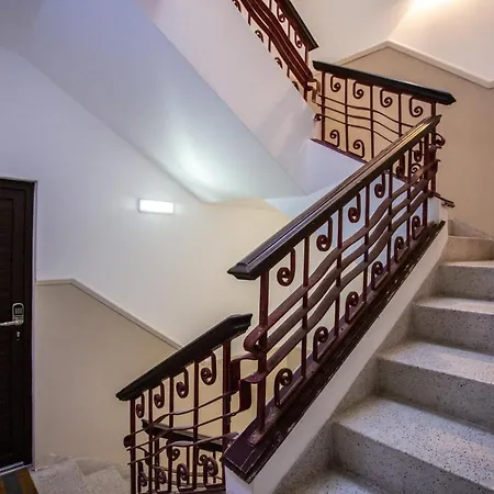 Apartment Luxury Picadeiro Iii By Rent4all *