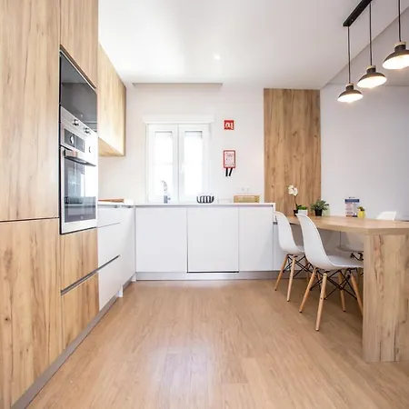 Apartment Luxury Picadeiro Iii By Rent4all *