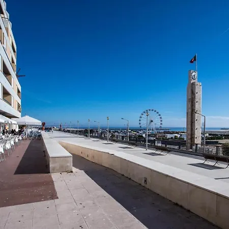 Luxury Picadeiro Iii By Rent4all Apartment Figueira da Foz